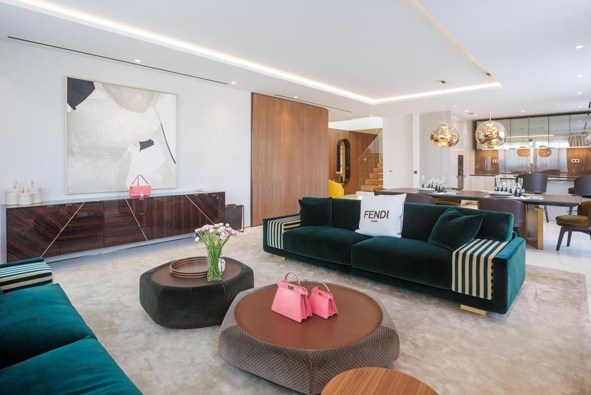 3-4 bedrooms Apartment for Sale in The Golden Mile
