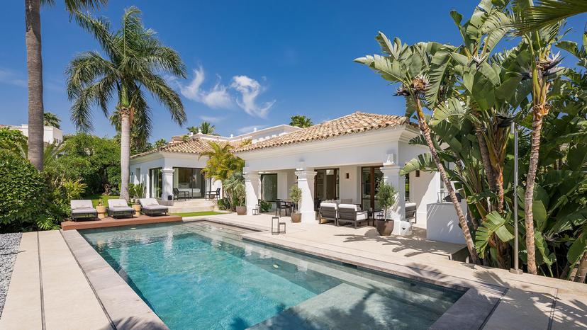 4 bedrooms Villa for Sale in Nueva Andalucía