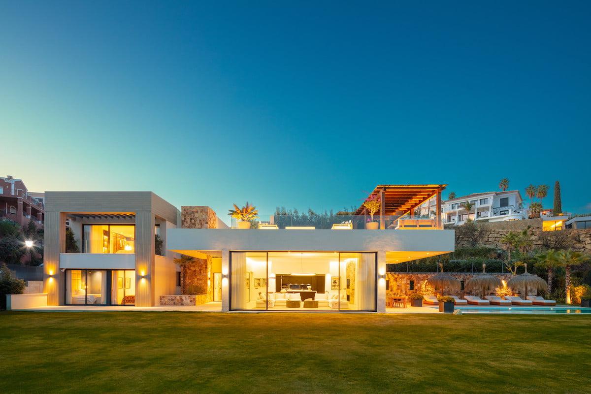 Spain attracts investors!