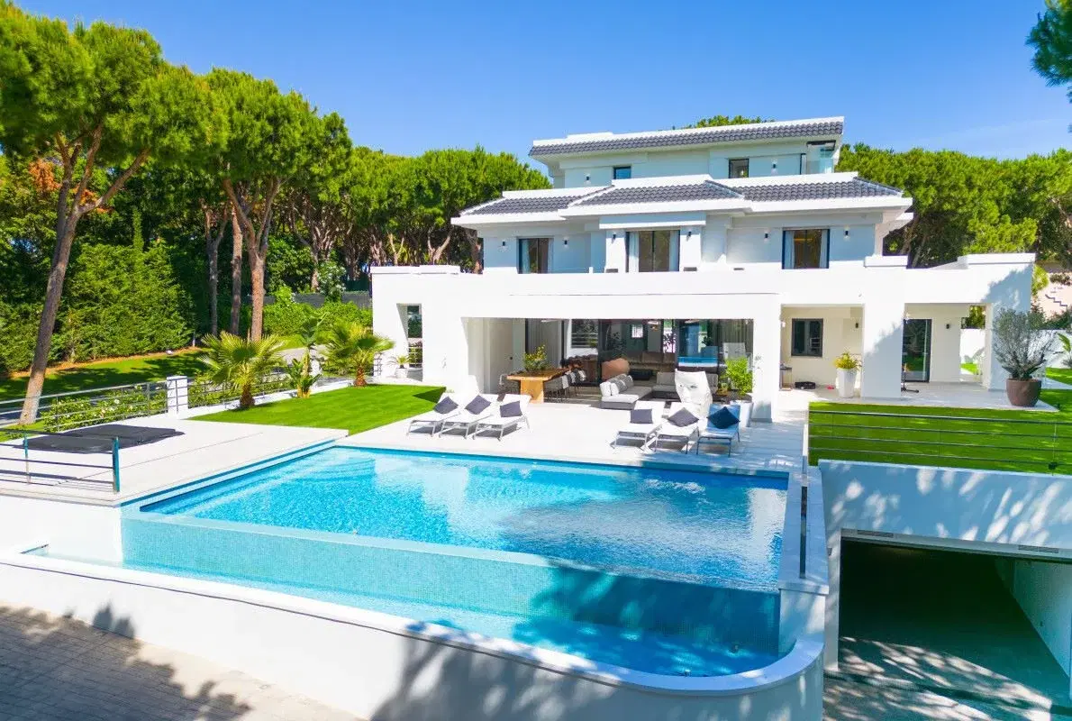 Which properties on the Costa del Sol are Poles buying?