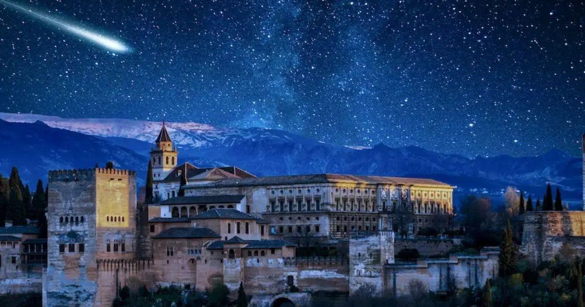 Meteor showers over Sierra Nevada on 11 and 12 August. You have to see this!